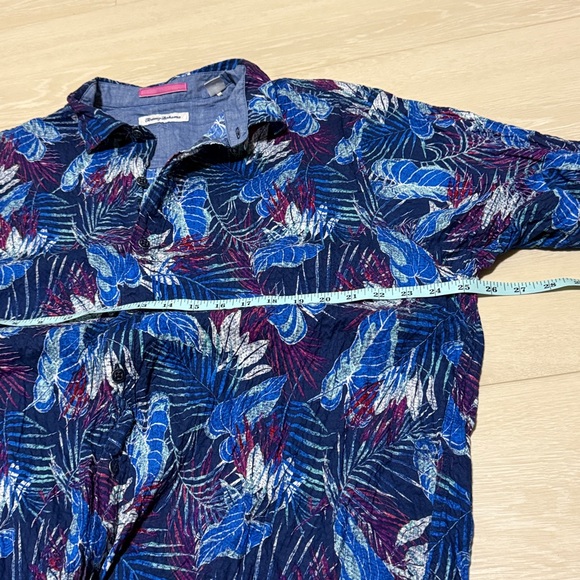 Tommy Bahama Multicolor Leaf Pattern Shirt - Picture 5 of 7